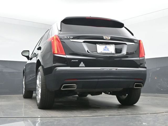 Used 2017 Cadillac XT5 Premium Luxury w/ Advanced Security Package AWD/4WD image 20