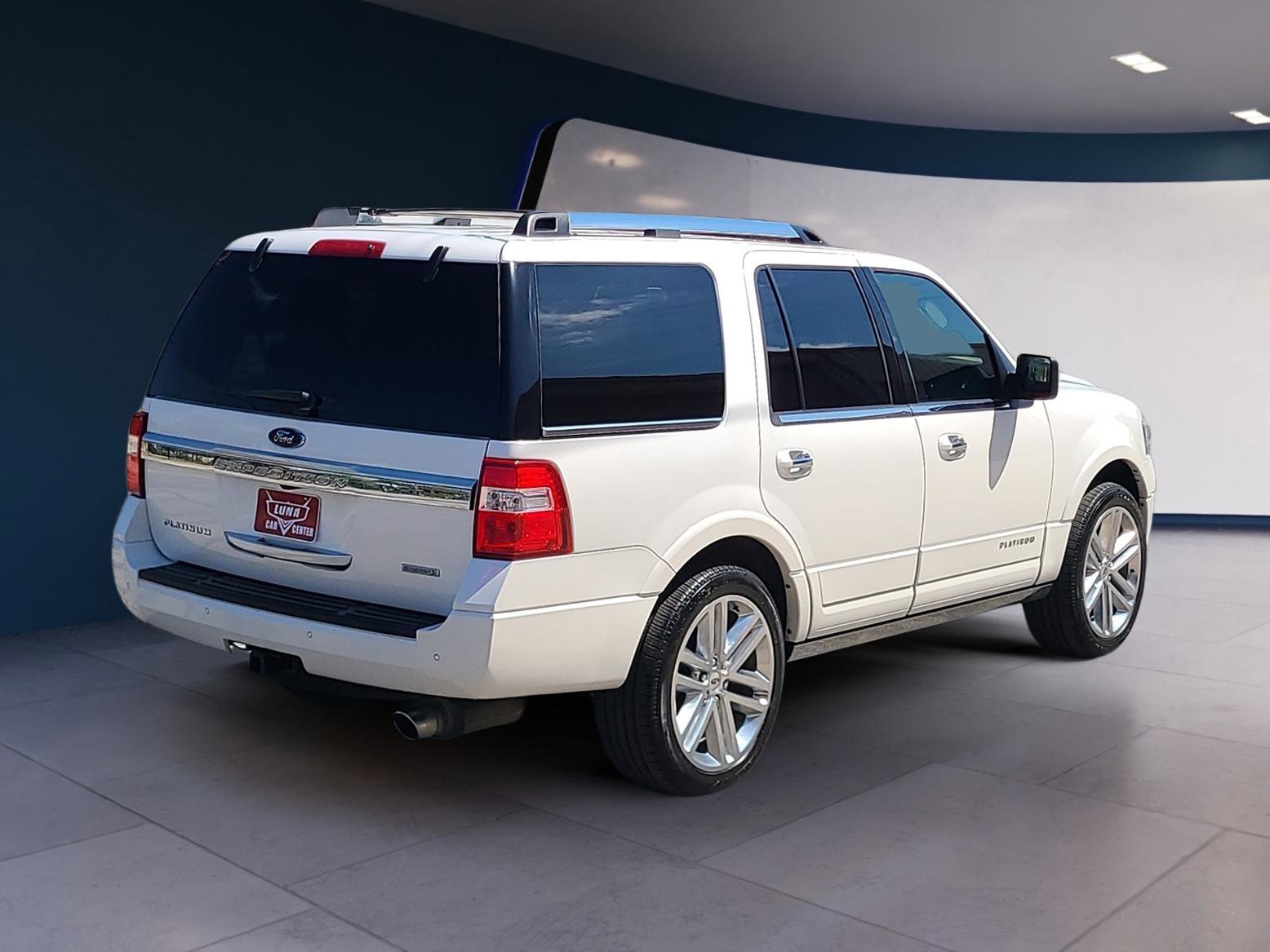 Used 2017 Ford Expedition Platinum image 5