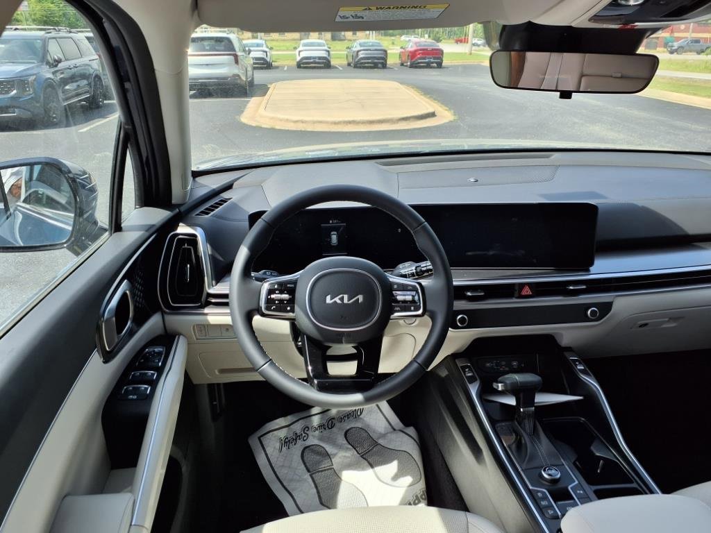 New 2025 Kia Sorento S w/ Panoramic Sunroof Package image 9