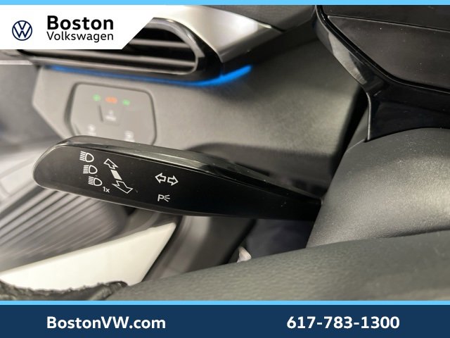 Used 2022 Volkswagen ID.4 Pro image 17