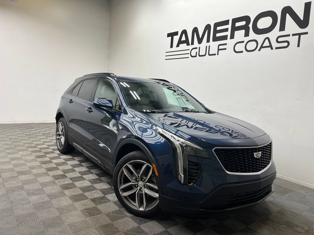 Used 2019 Cadillac XT4 Sport w/ Driver Awareness Package FWD video 1