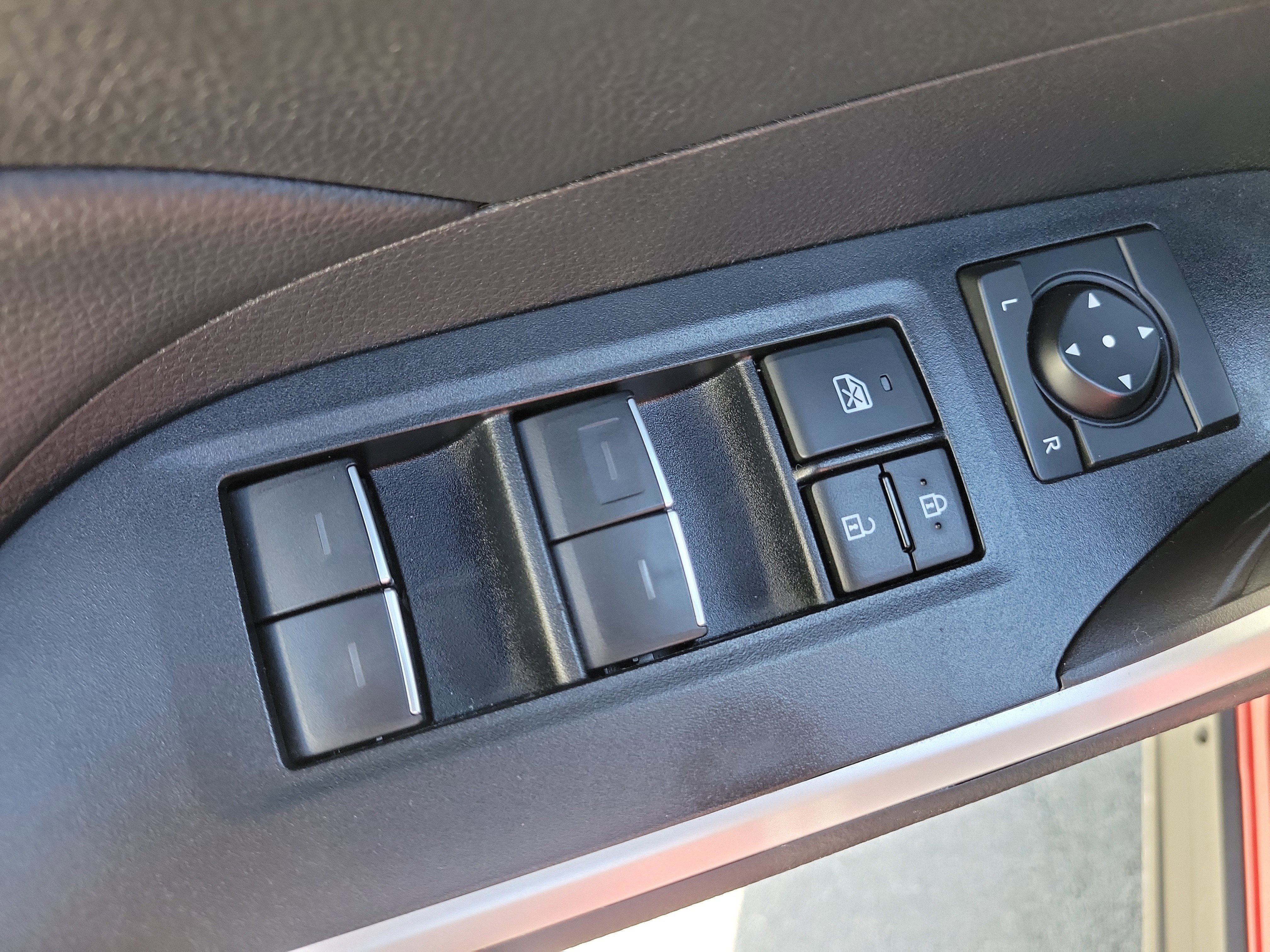 Used 2024 Toyota RAV4 XLE image 19