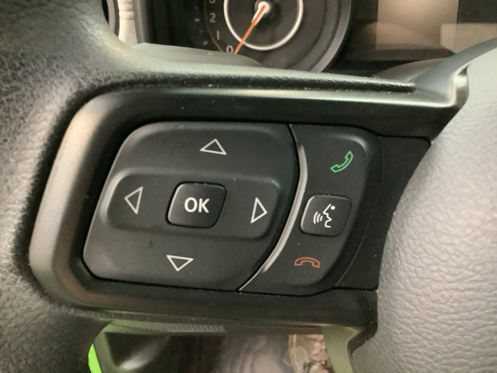 Used 2025 Jeep Wrangler Sport image 15