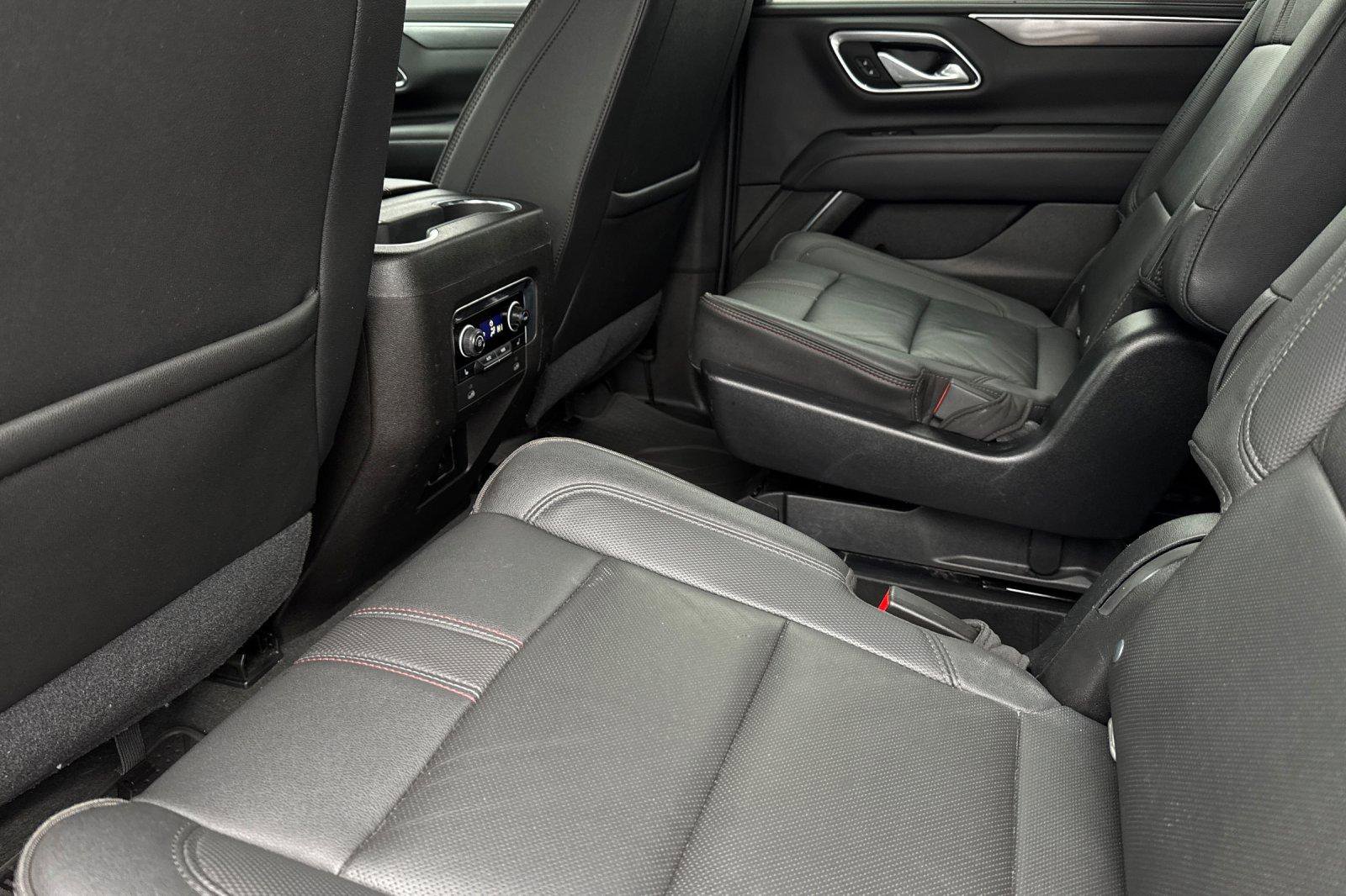 Used 2021 Chevrolet Tahoe RST w/ Luxury Package AWD/4WD image 14