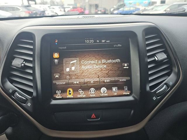 Used 2017 Jeep Cherokee Latitude w/ Comfort & Sound Group image 14