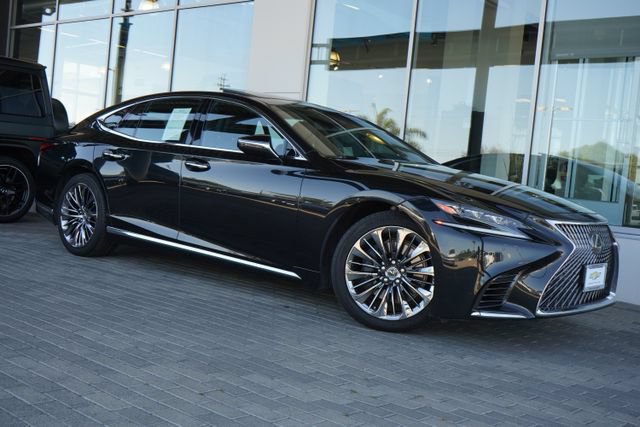 Used 2020 Lexus LS 500 w/ Accessory Package (Z2) RWD image 1