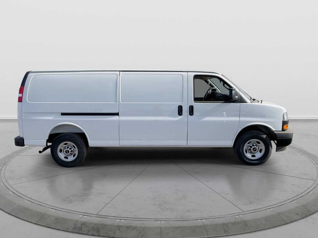 New 2025 GMC Savana 2500 Extended w/ Driver Convenience Package RWD image 9
