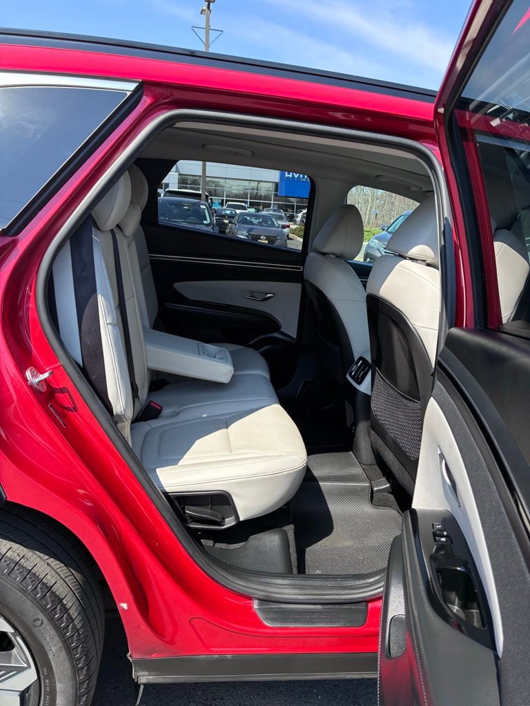 Used 2023 Hyundai Tucson Limited w/ Cargo Package image 22