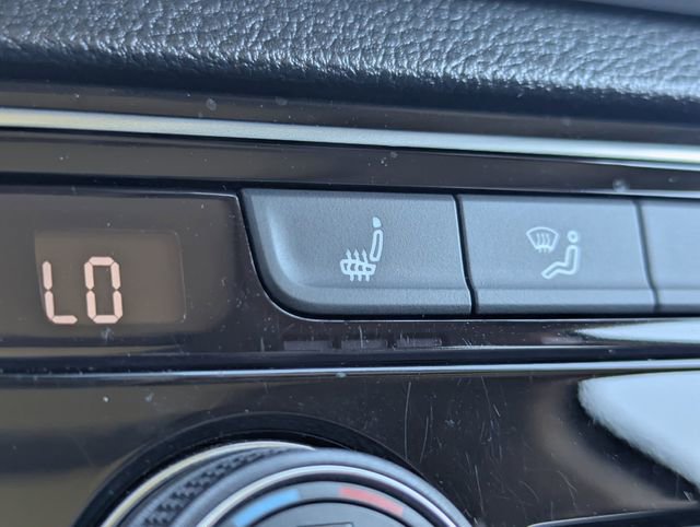 Used 2022 Volkswagen Atlas SEL image 24