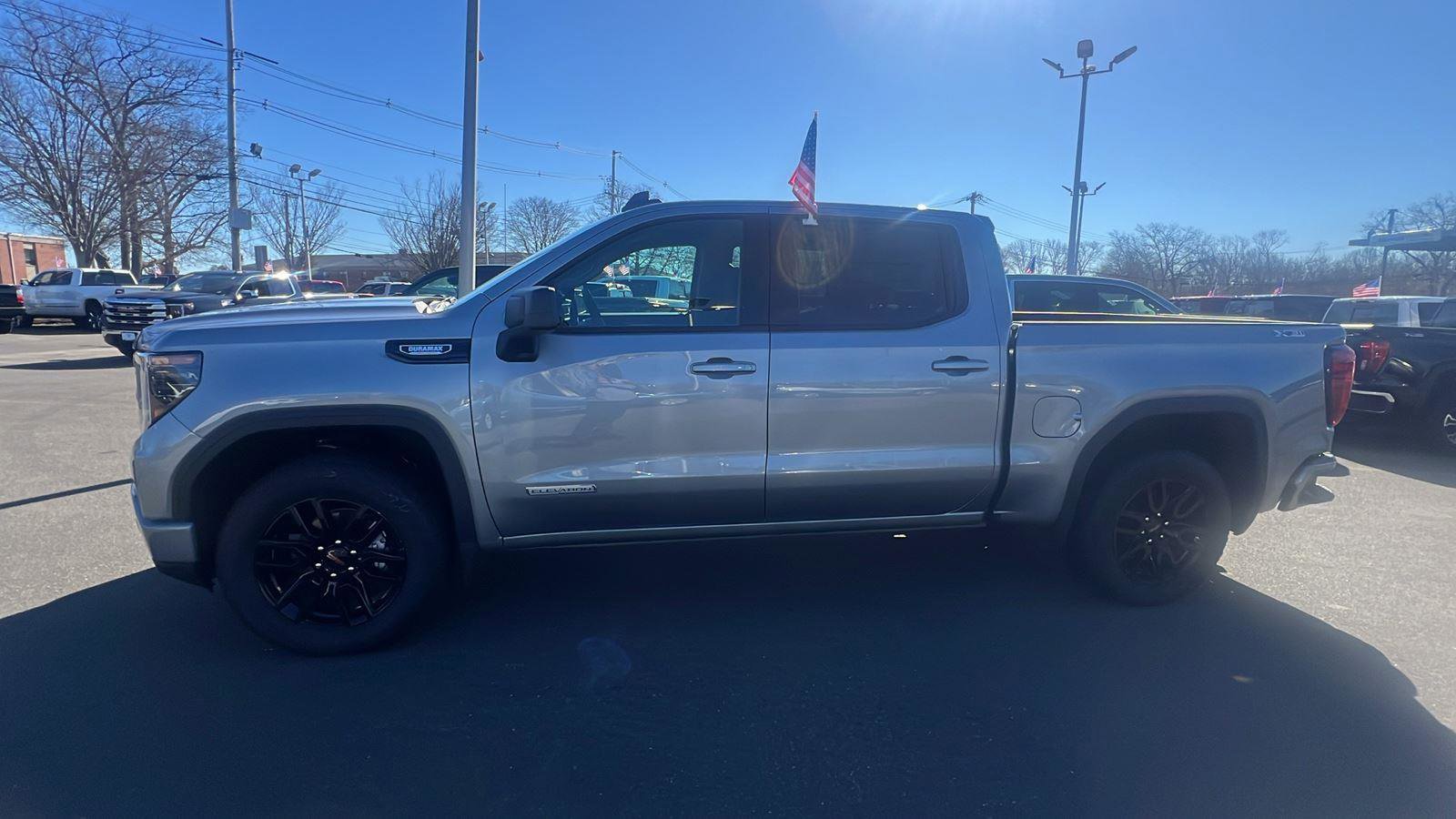 New 2026 GMC Sierra 1500 Elevation image 4