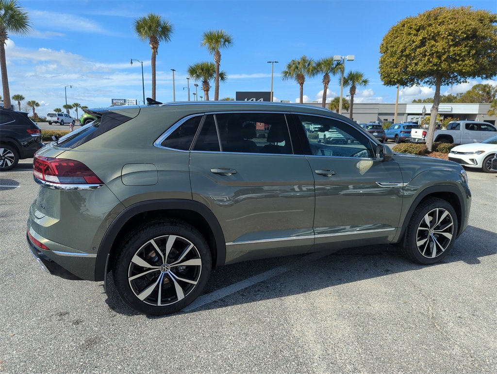 New 2026 Volkswagen Atlas Cross Sport SEL Premium R-Line image 5