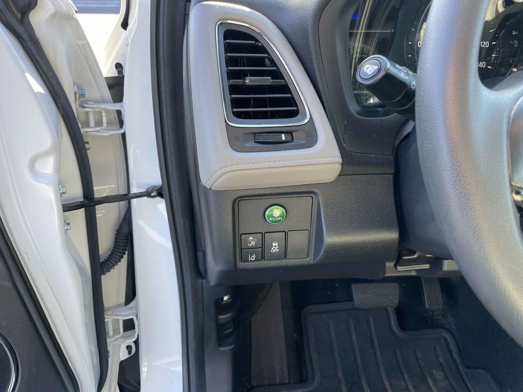 Used 2022 Honda HR-V EX image 31