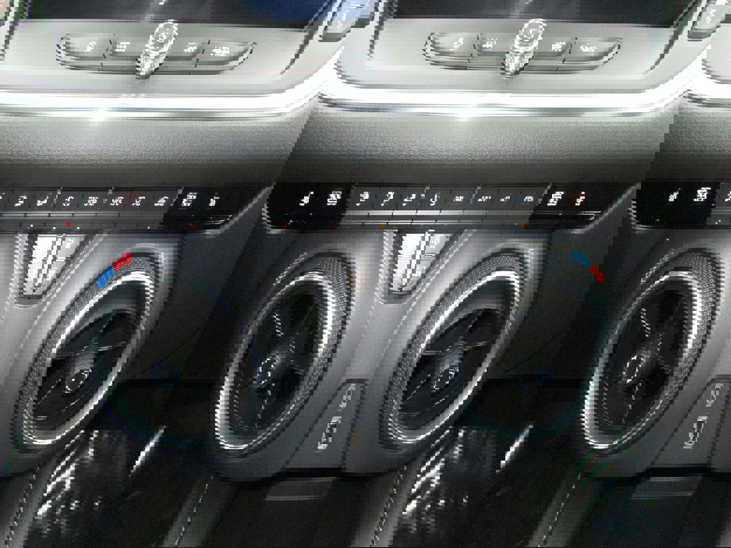 Used 2024 Chevrolet Blazer LT w/ Convenience Package image 24