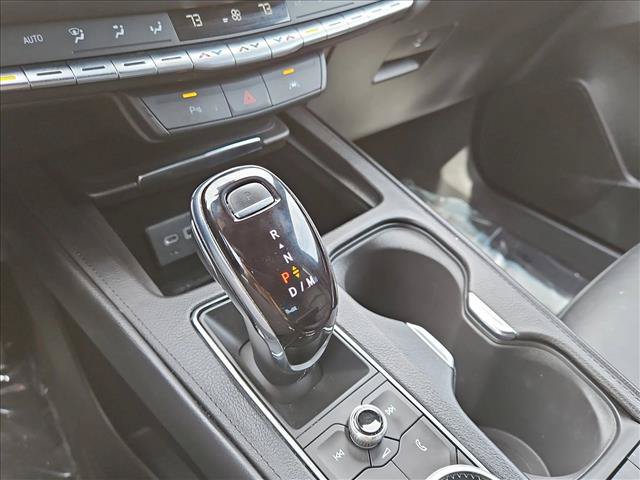 Used 2023 Cadillac XT4 Premium Luxury AWD/4WD image 12