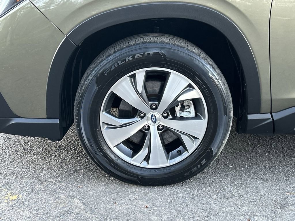 Certified 2023 Subaru Ascent Premium w/ Convenience Package image 10