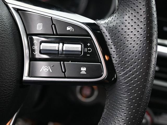 Used 2024 Kia Forte GT-Line image 15