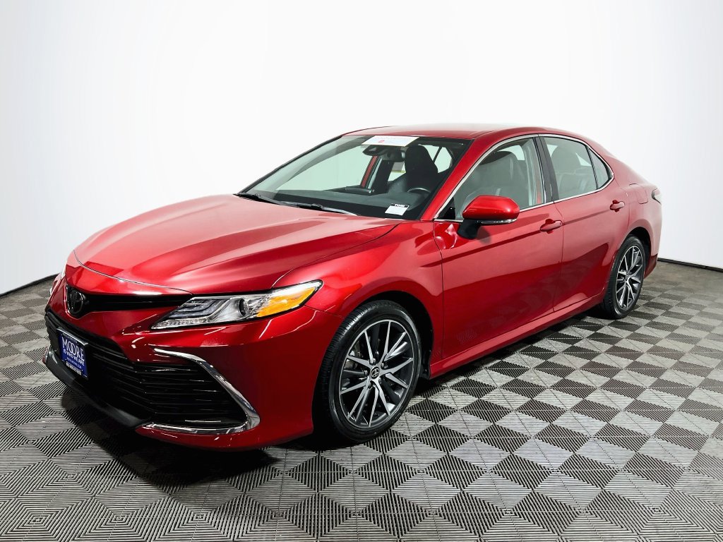 Certified 2024 Toyota Camry XLE w/ Cold Weather Package AWD/4WD image 3