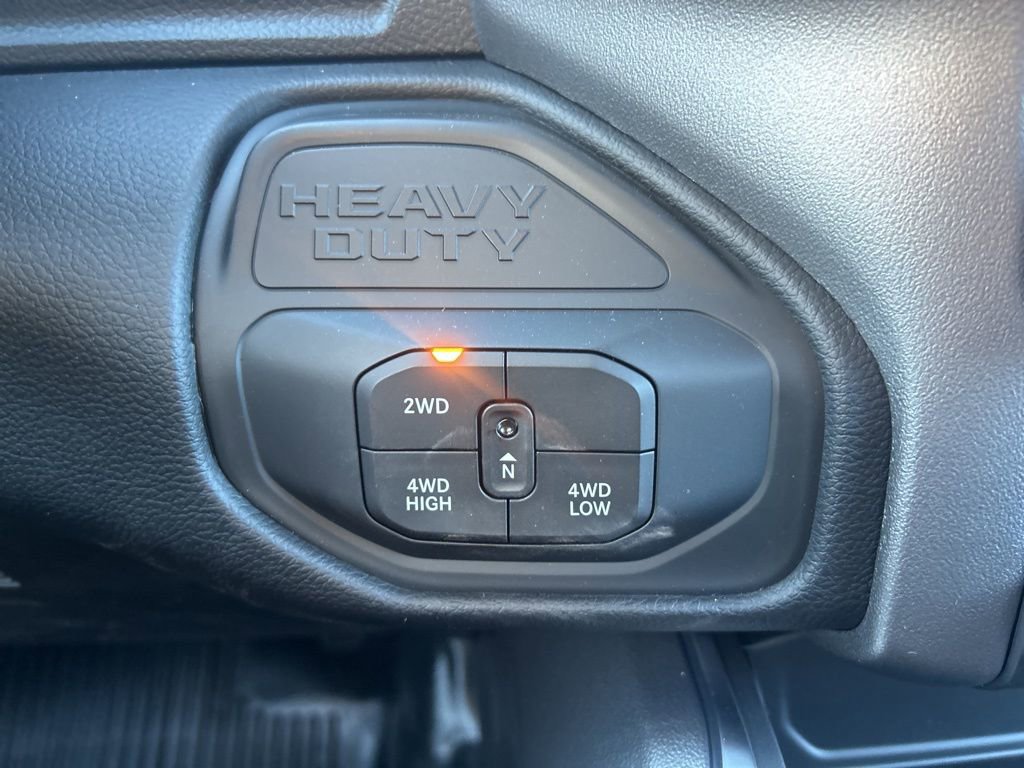 New 2026 RAM 3500 Big Horn AWD/4WD image 19