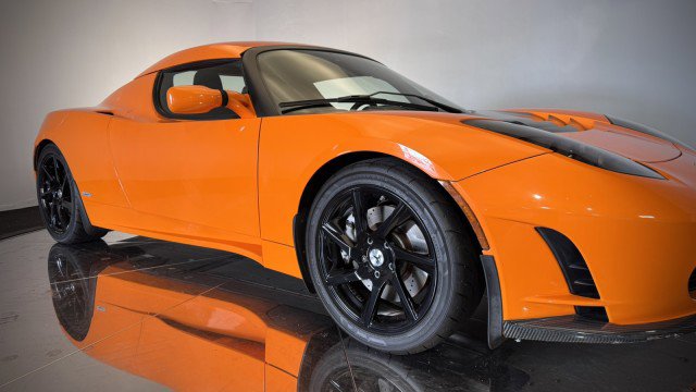 Used 2011 Tesla Roadster Sport RWD image 19