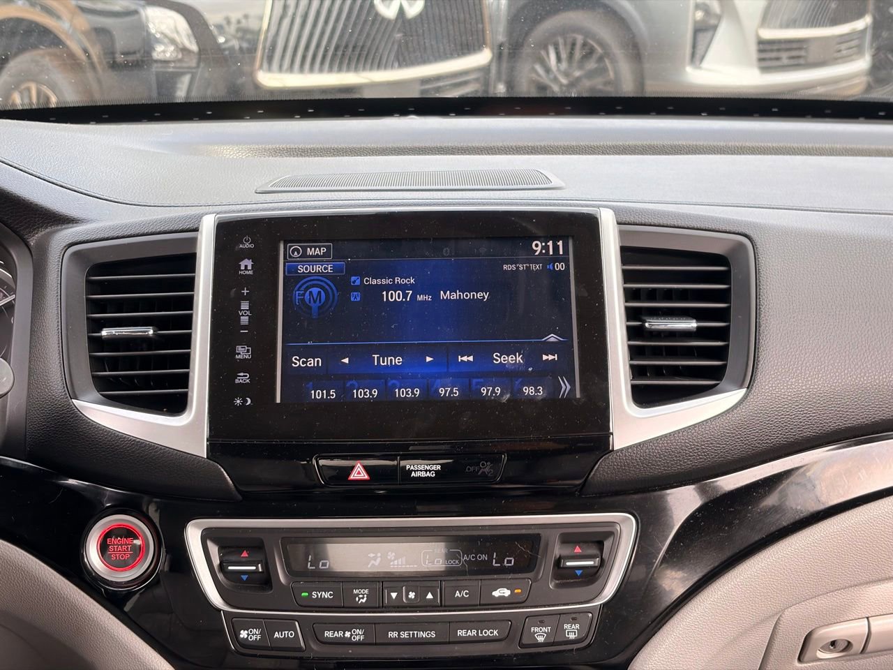 Used 2017 Honda Pilot Touring image 20