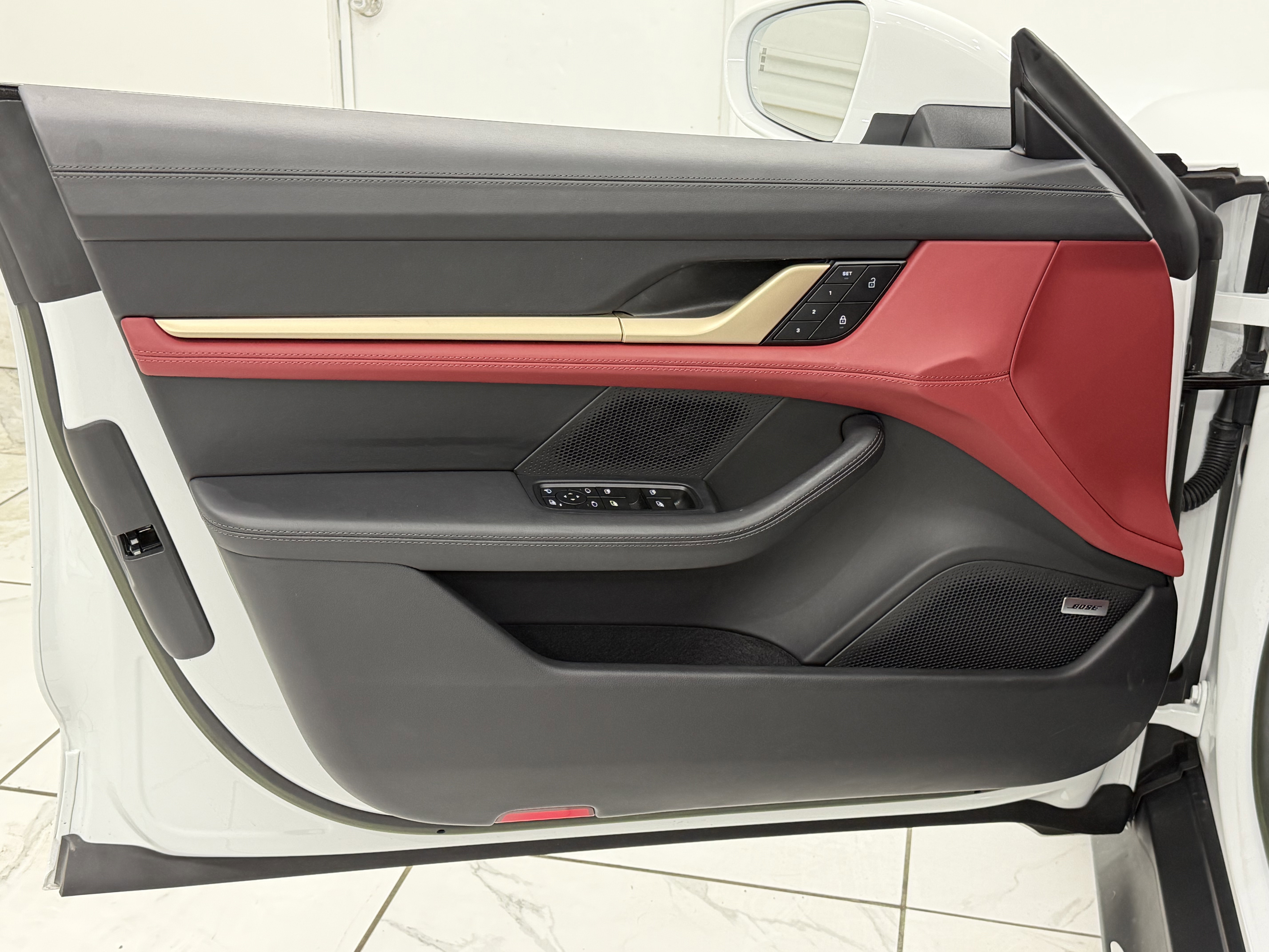 Certified 2023 Porsche Taycan 4S image 27