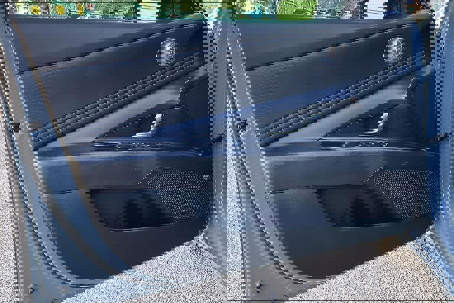 Used 2022 Hyundai Elantra SEL w/ Convenience + Premium Package image 25