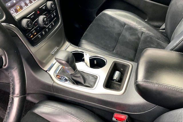 Used 2018 Jeep Grand Cherokee Altitude image 16