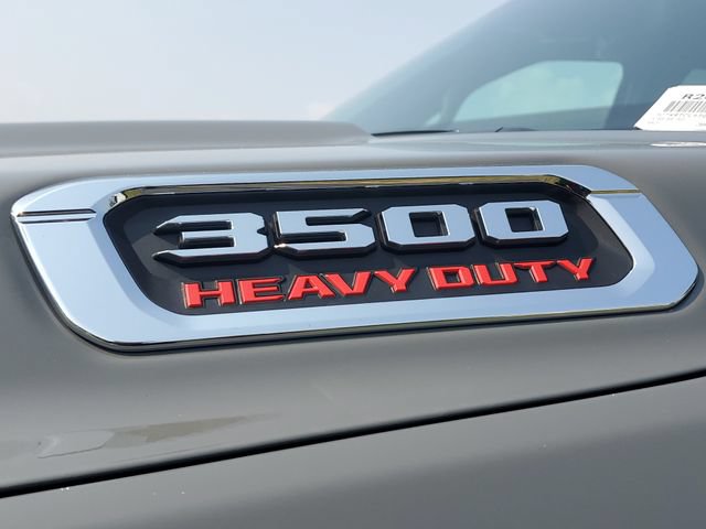 New 2026 RAM 3500 Tradesman AWD/4WD image 8