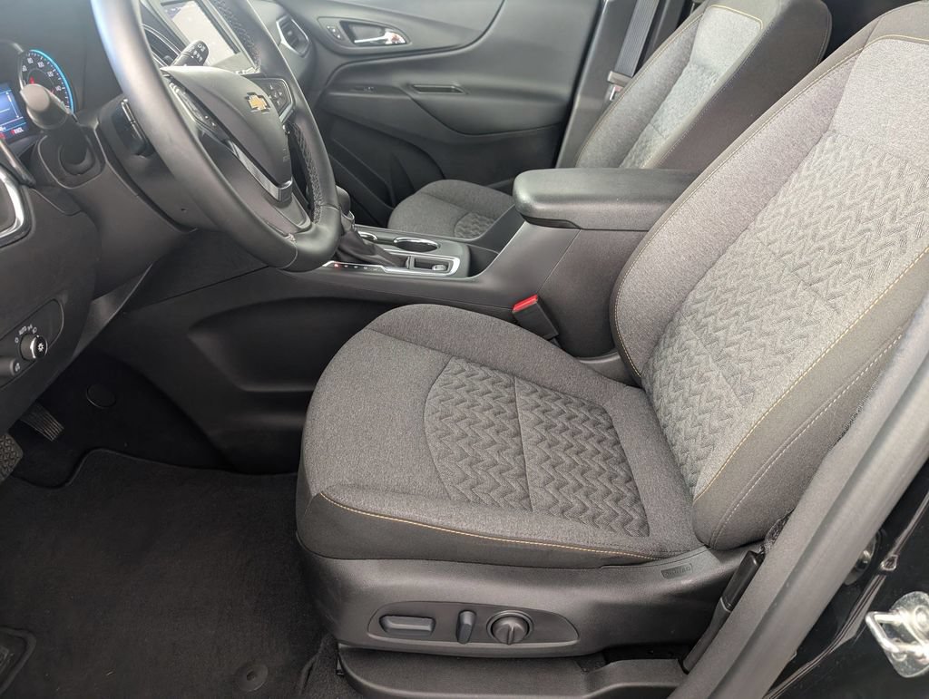 Used 2024 Chevrolet Equinox LT FWD image 13