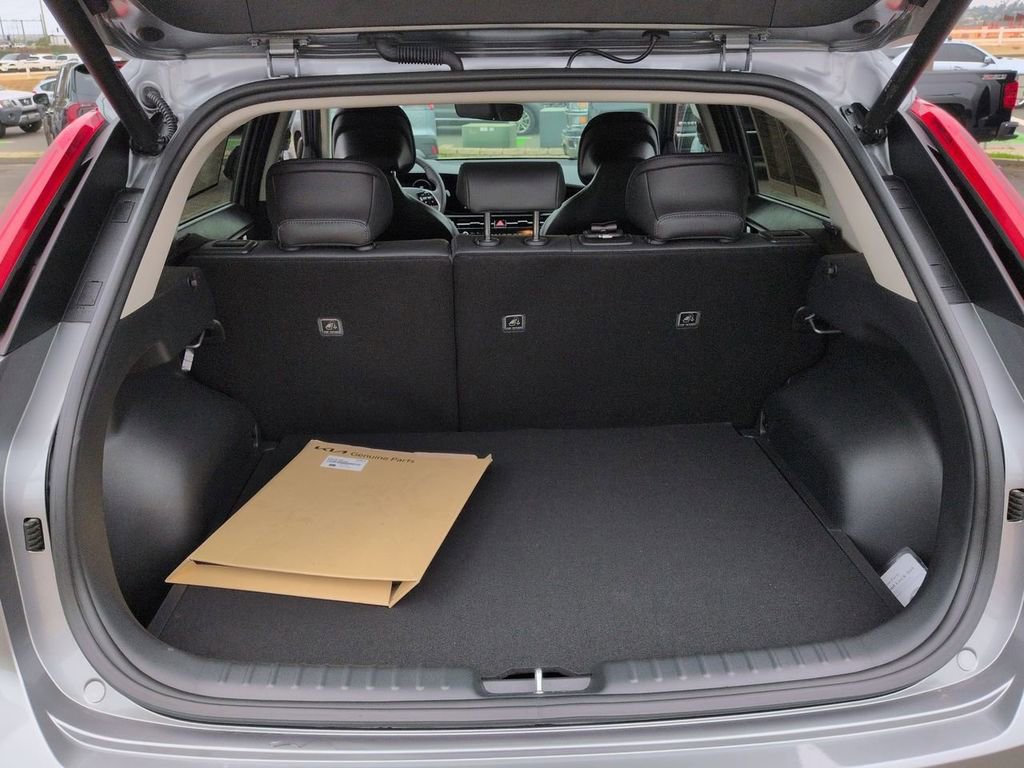 Certified 2025 Kia Niro Wind FWD image 27