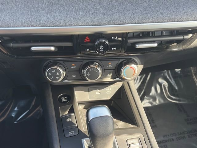 New 2026 Nissan Kicks S w/ Charging Package FWD image 18