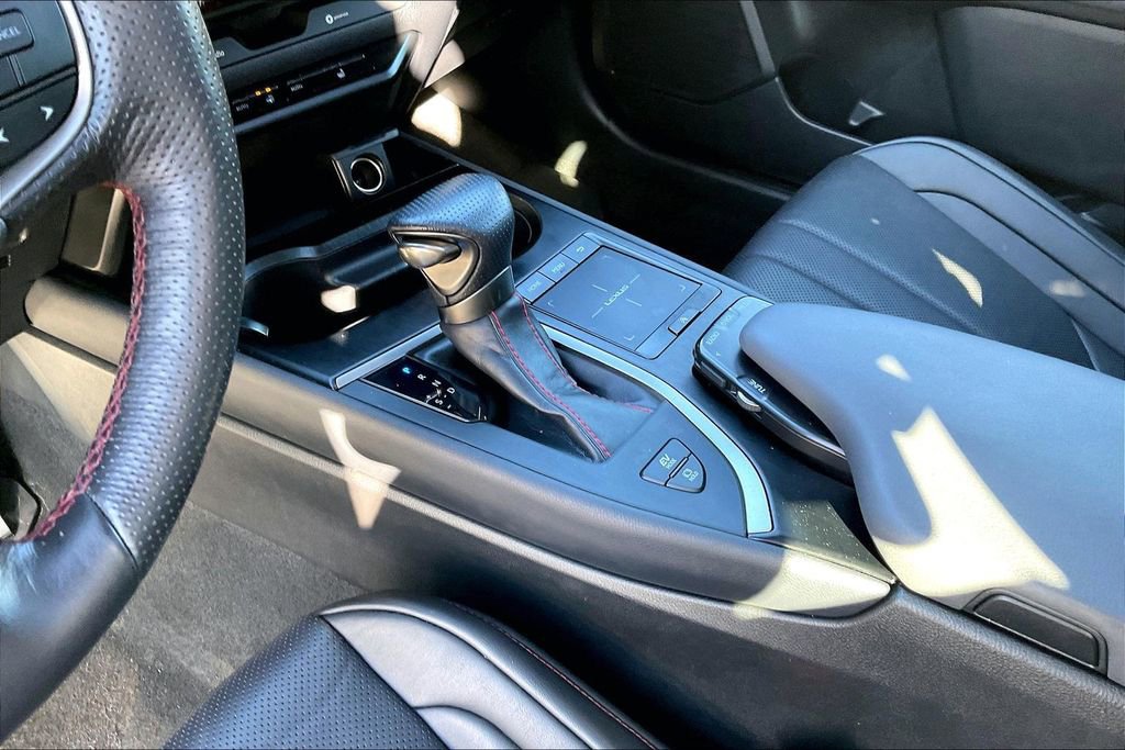 Used 2019 Lexus UX 250h F Sport w/ F Sport Premium Package image 18