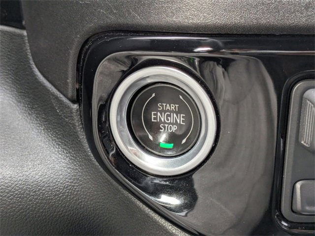 Used 2023 Chevrolet Silverado 1500 High Country w/ Technology Package image 34