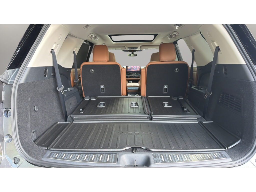 New 2026 Nissan Pathfinder Platinum AWD/4WD image 30