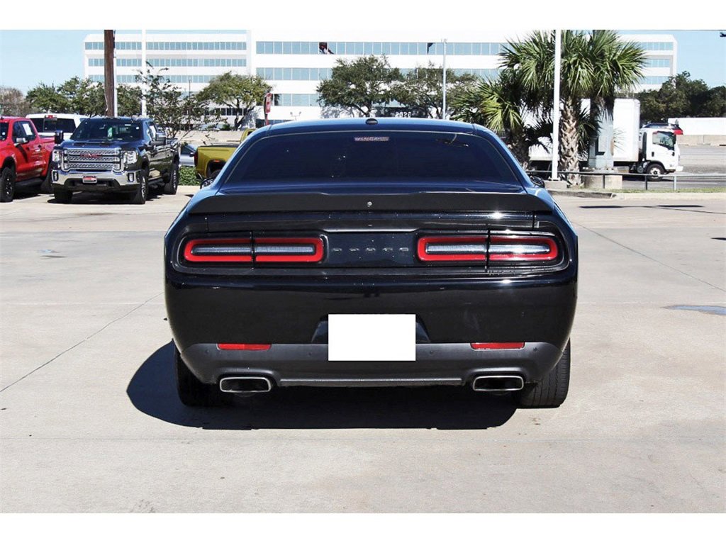 Used 2020 Dodge Challenger R/T w/ Blacktop Package image 5