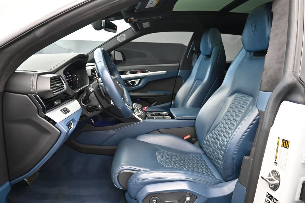 Used 2020 Lamborghini Urus AWD/4WD image 10