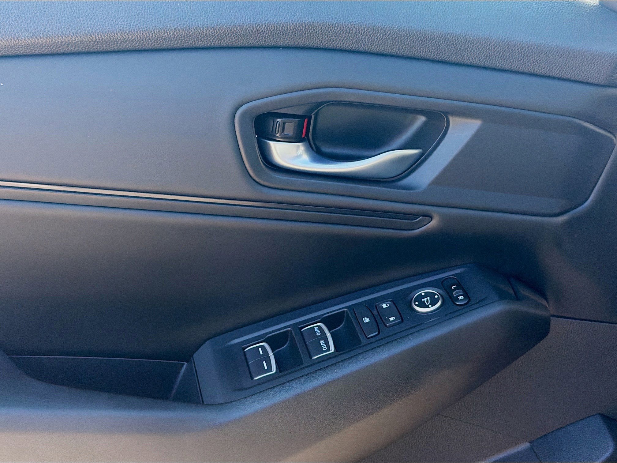 Certified 2025 Honda Accord SE image 18