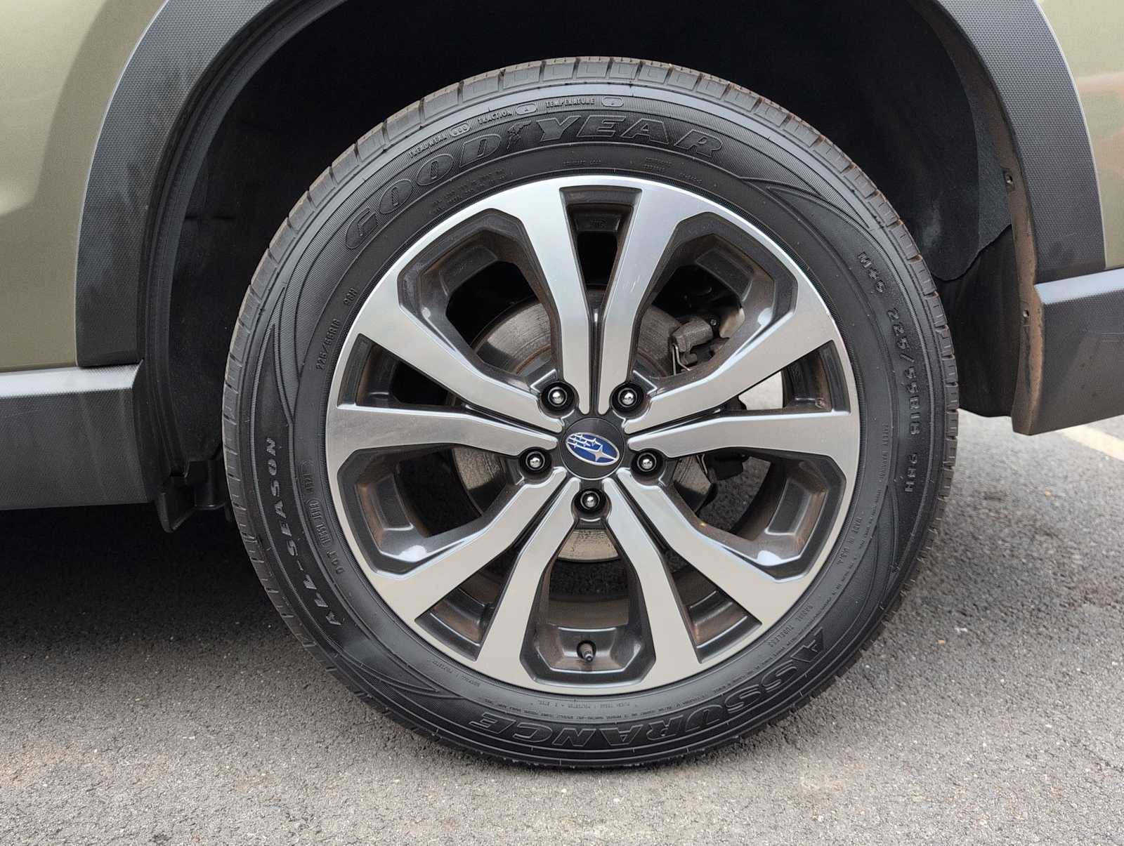 Used 2024 Subaru Forester Limited image 14