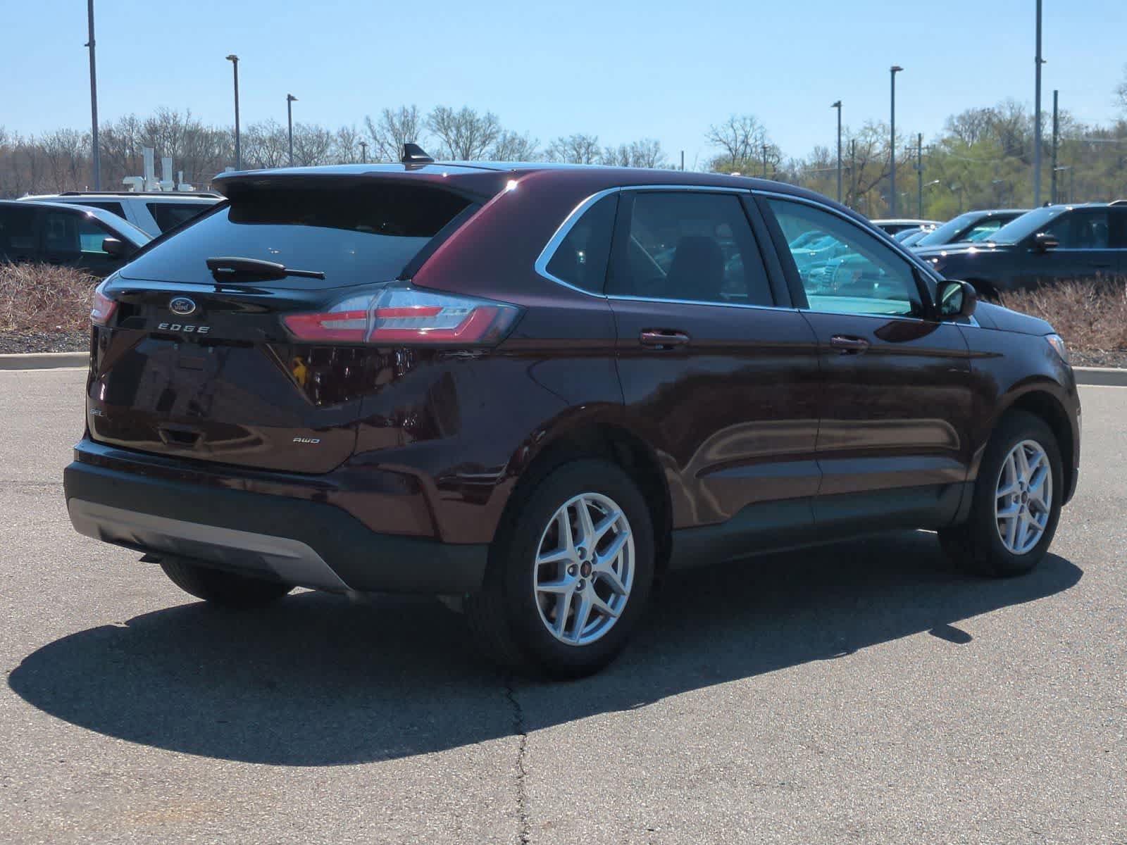 Used 2023 Ford Edge SEL w/ Convenience Package AWD/4WD image 8