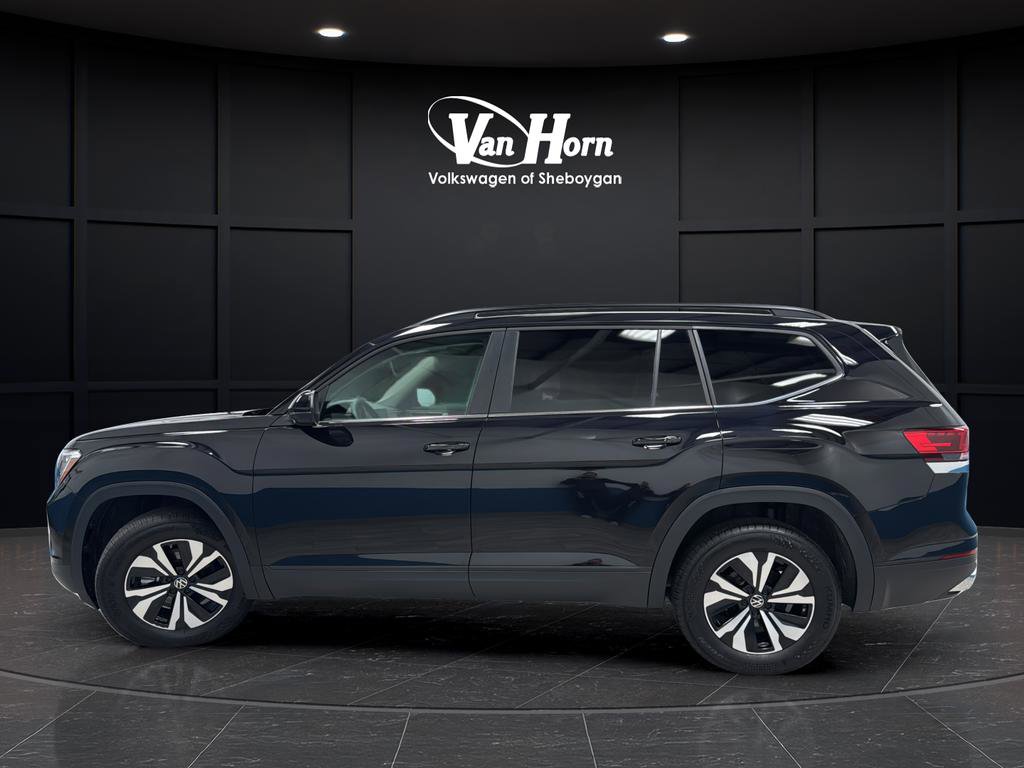 Used 2025 Volkswagen Atlas SE image 4