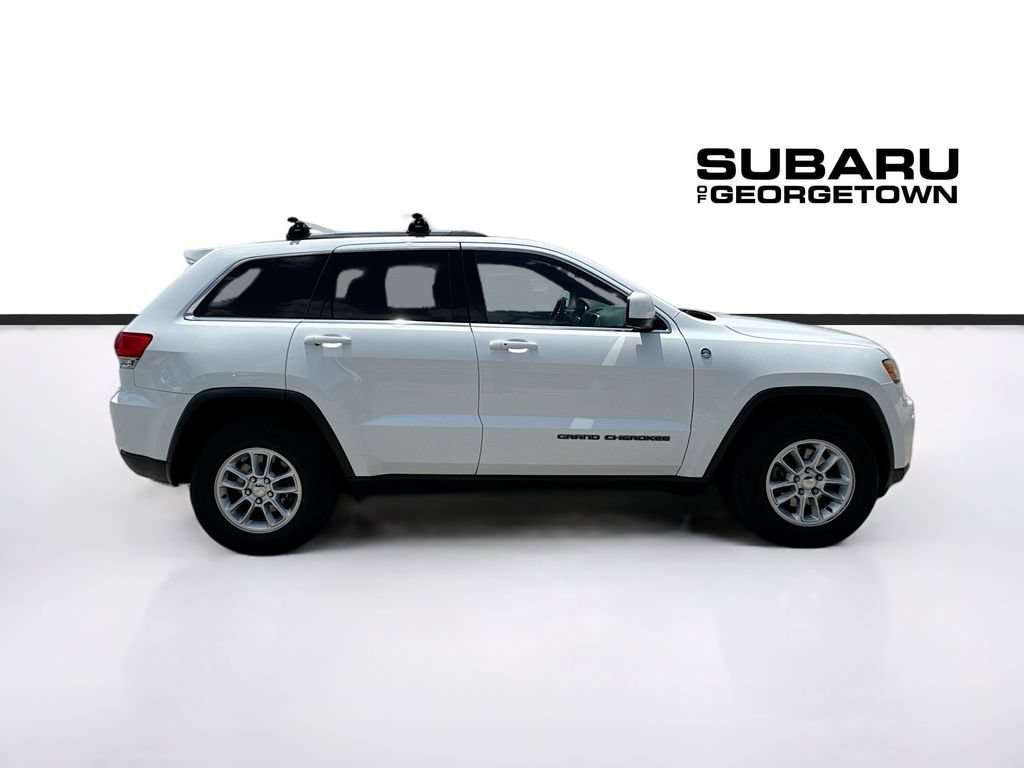 Used 2018 Jeep Grand Cherokee Laredo AWD/4WD image 8