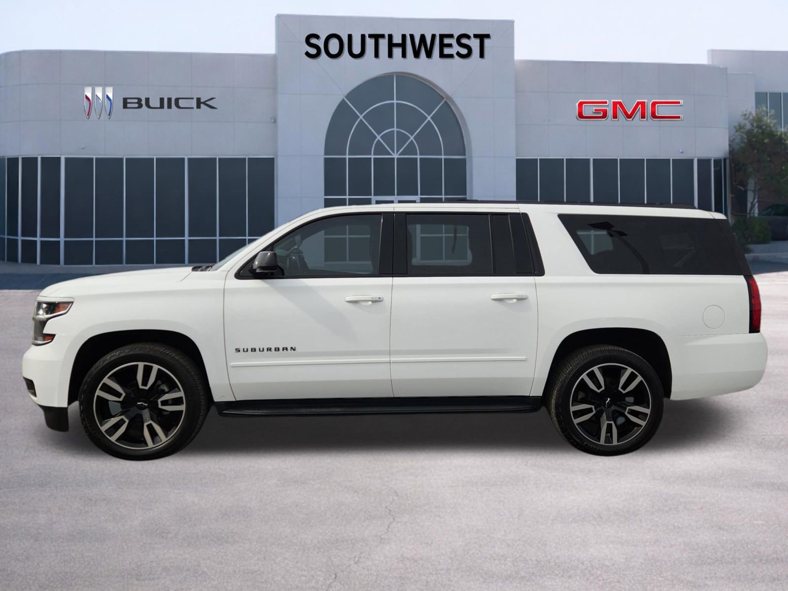 Used 2019 Chevrolet Suburban Premier image 3