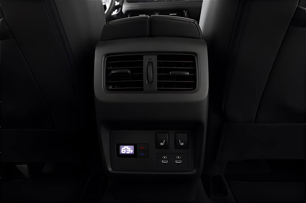 Used 2024 Nissan Rogue Platinum w/ Platinum Premium Package image 15