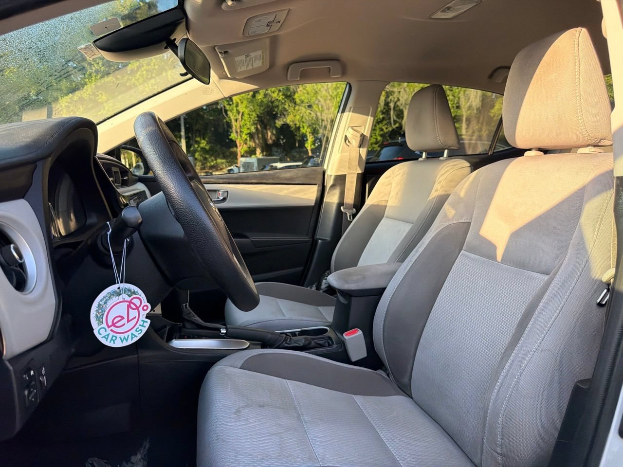 Used 2017 Toyota Corolla L FWD image 6