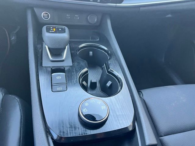 Certified 2023 Nissan Rogue SV w/ SV Premium Package AWD/4WD image 22