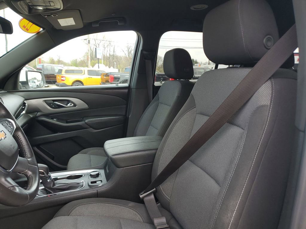 Used 2022 Chevrolet Traverse LT w/ LPO, 'HIT The Road' Package image 15