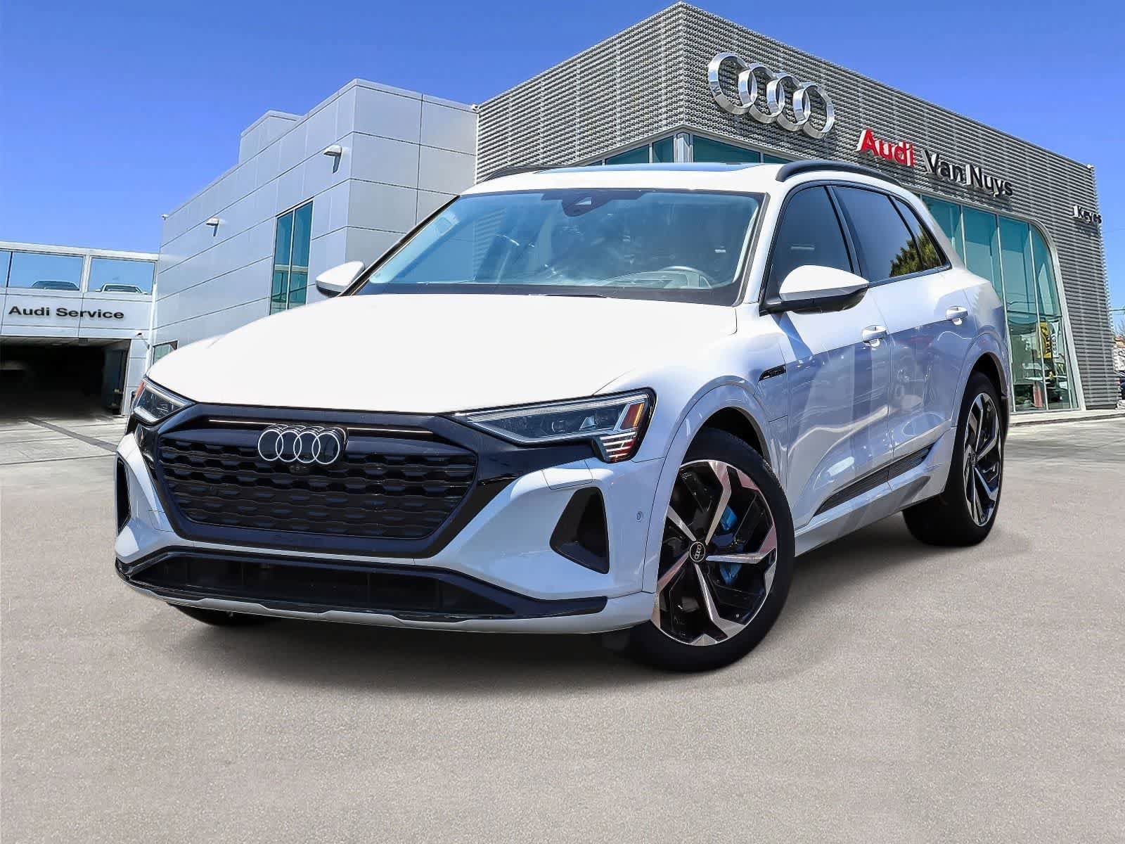 Used 2024 Audi Q8 e-tron Prestige w/ Prestige Package AWD/4WD image 1