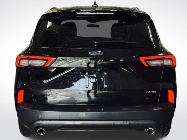 Used 2025 Ford Escape ST-Line image 9