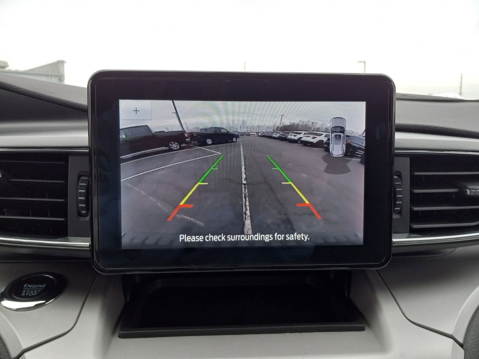 Used 2024 Ford Explorer XLT w/ Equipment Group 202A RWD image 23