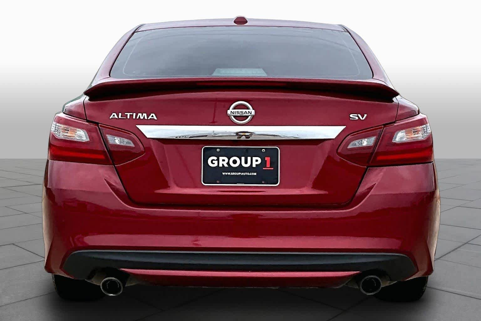 Used 2018 Nissan Altima 2.5 SV w/ 2.5 SV Technology Package FWD image 4